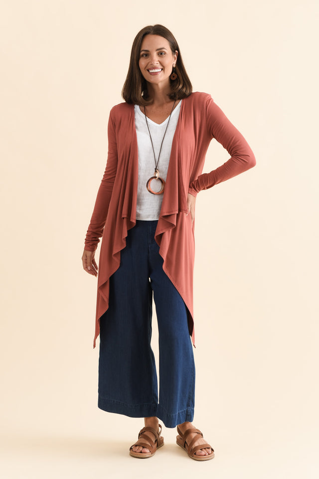 alt text|model:MJ image 3