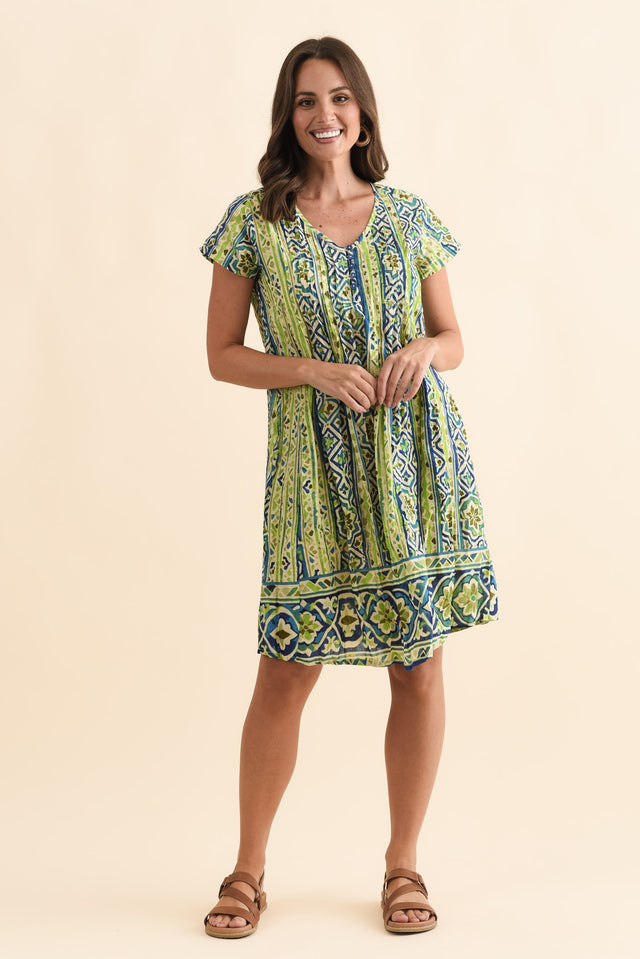 alt text|model:MJ image 3