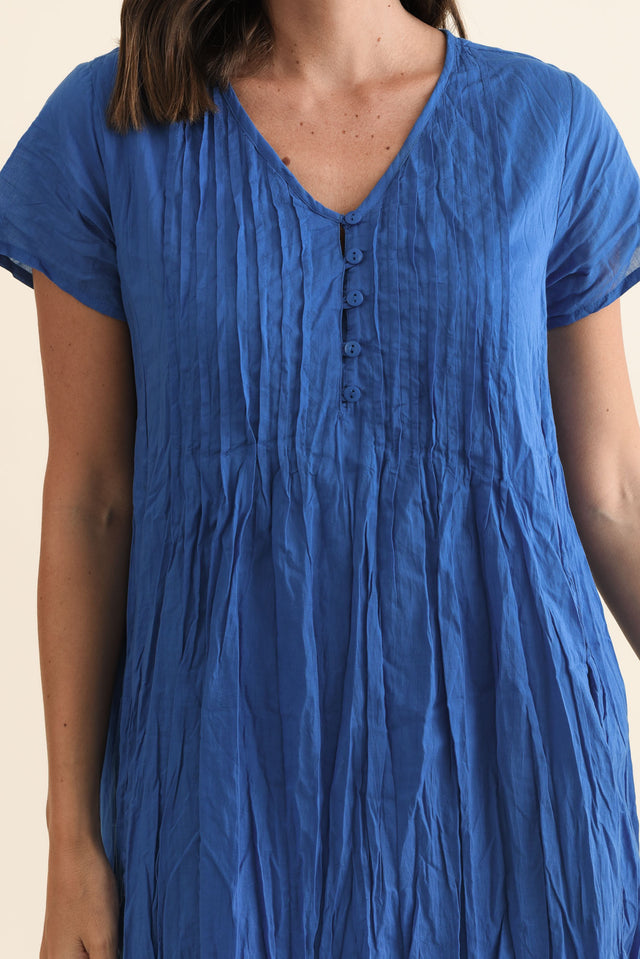 Sabina Blue Crinkle Cotton Dress,Brunette model,alt text|model:MJ image 8