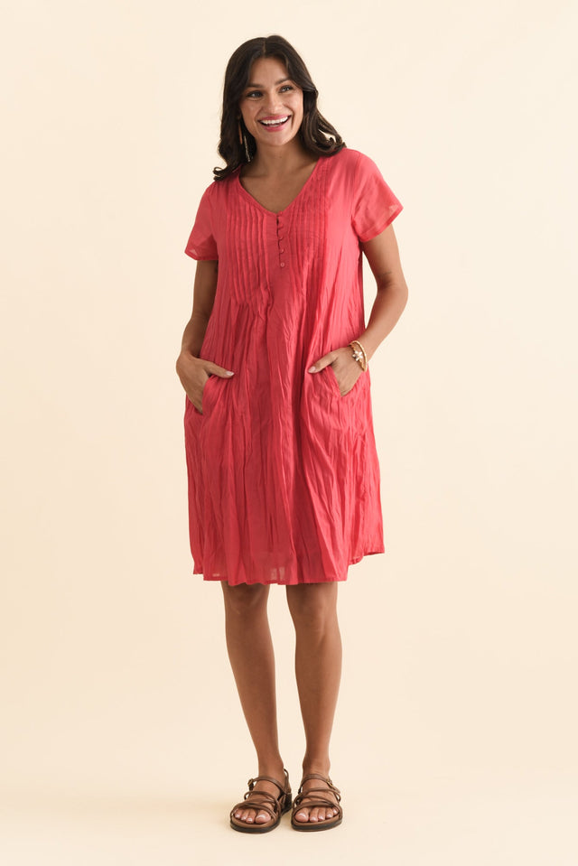 Sabina Cherry Crinkle Cotton Dress,Brunette model,alt text|model:Brontie image 9