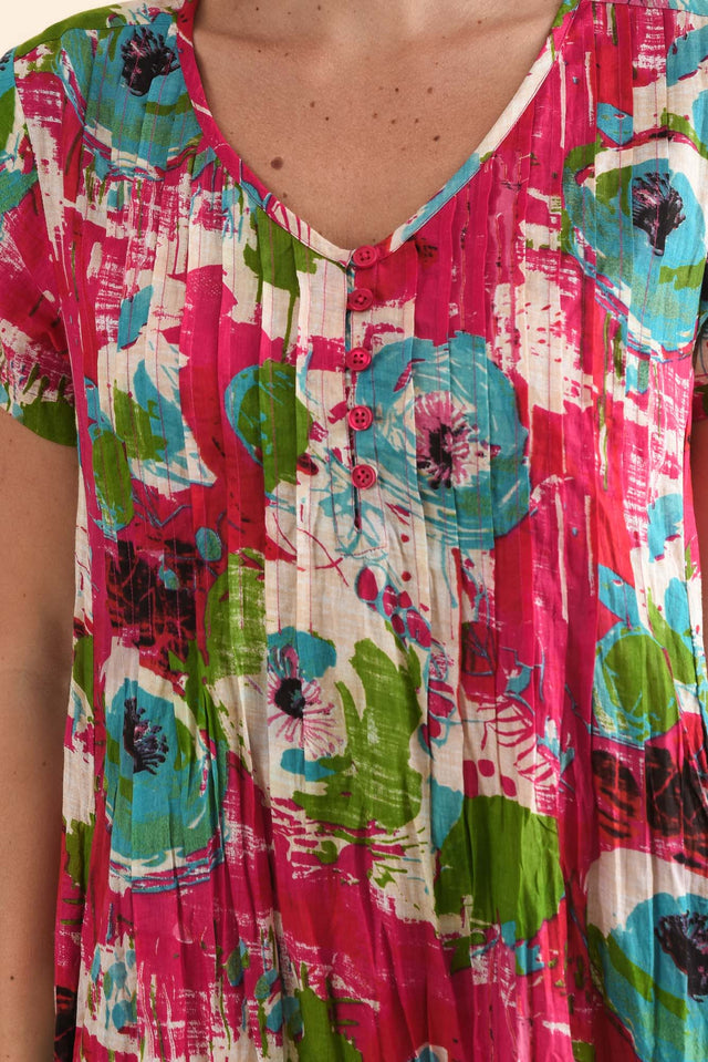 Sabina Fuchsia Flower Crinkle Cotton Dress,Detail,Brunette model,alt text|model:MJ image 5