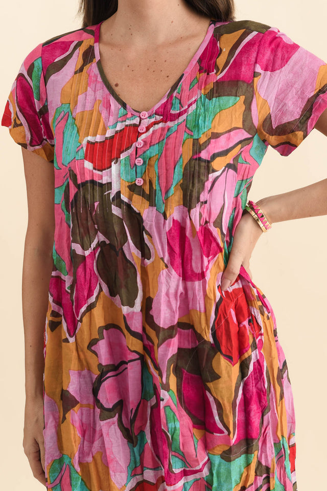 Sabina Fuchsia Garden Crinkle Cotton Dress,Brunette model,alt text|model:MJ image 6