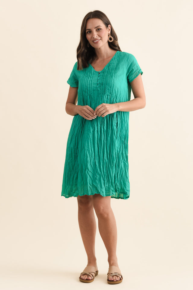 Sabina Green Crinkle Cotton Dress,Brunette model,alt text|model:MJ image 10