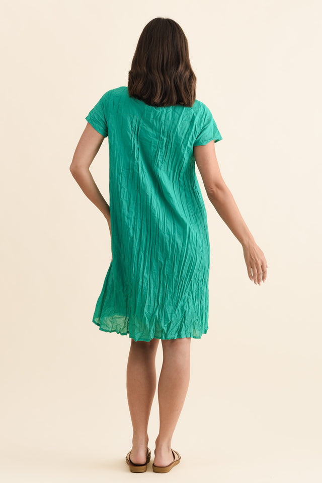 Sabina Green Crinkle Cotton Dress,Brunette model,alt text|model:MJ image 8