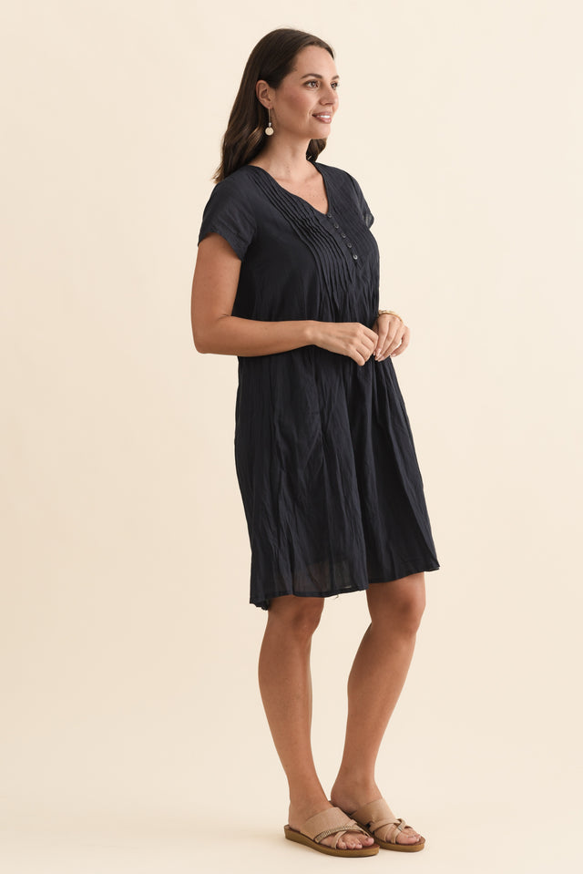 Sabina Navy Crinkle Cotton Dress,Brunette model,alt text|model:MJ image 6