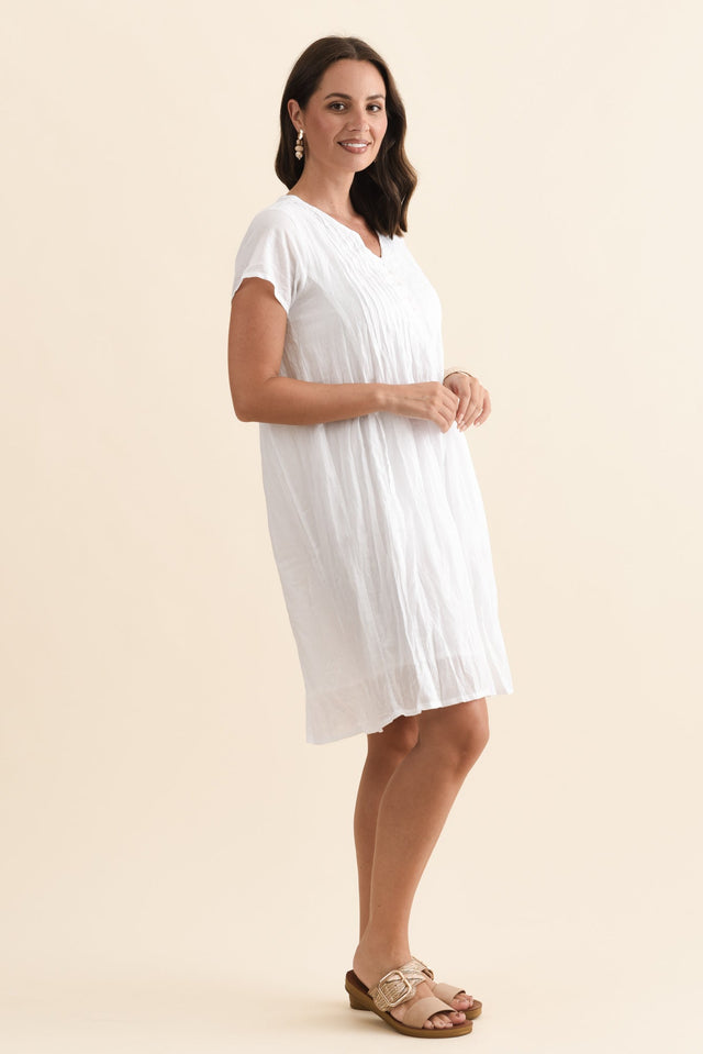 Sabina White Crinkle Cotton Dress,Brunette model,alt text|model:MJ image 5