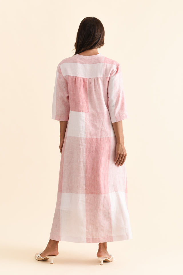 alt text|model:Cara image 5