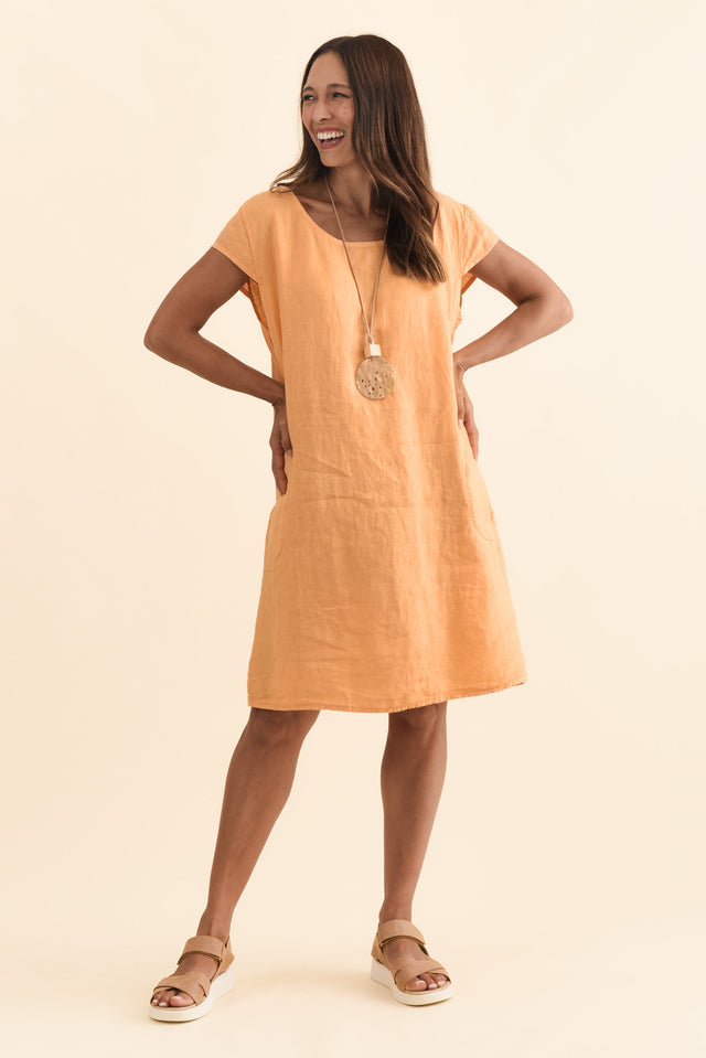 Sahara Peach Linen Pocket Dress,Brunette model,alt text|model:Cara image 3
