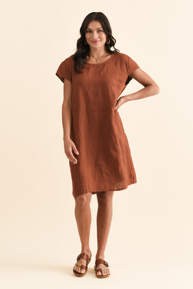 alt text|model:Brontie image 3