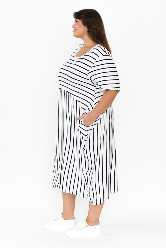 Samiya White Stripe Bamboo Dress,Brunette model,alt text|model:Gabby image 13