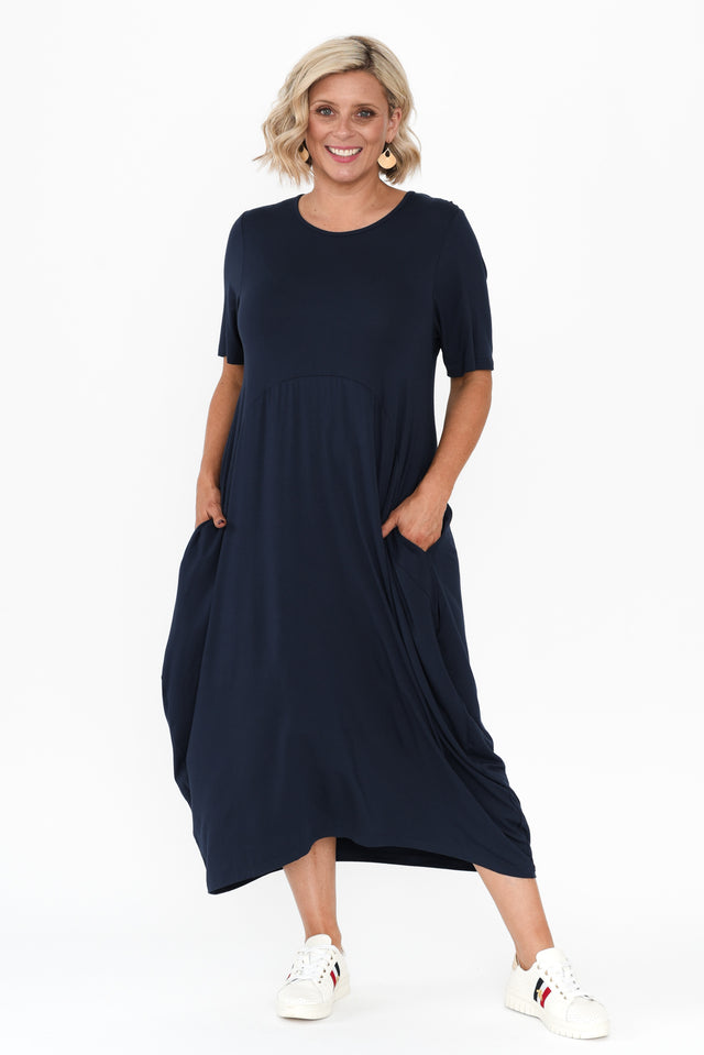 alt text|model:Brooke