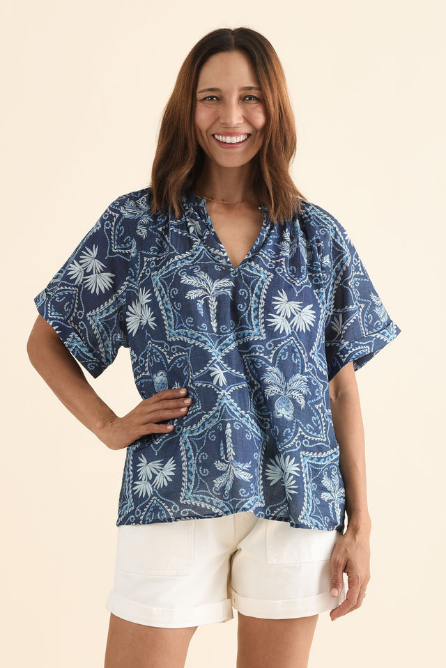 Sanalia Blue Palm Cotton Top,Front,Brunette model,alt text|model:Cara image 1