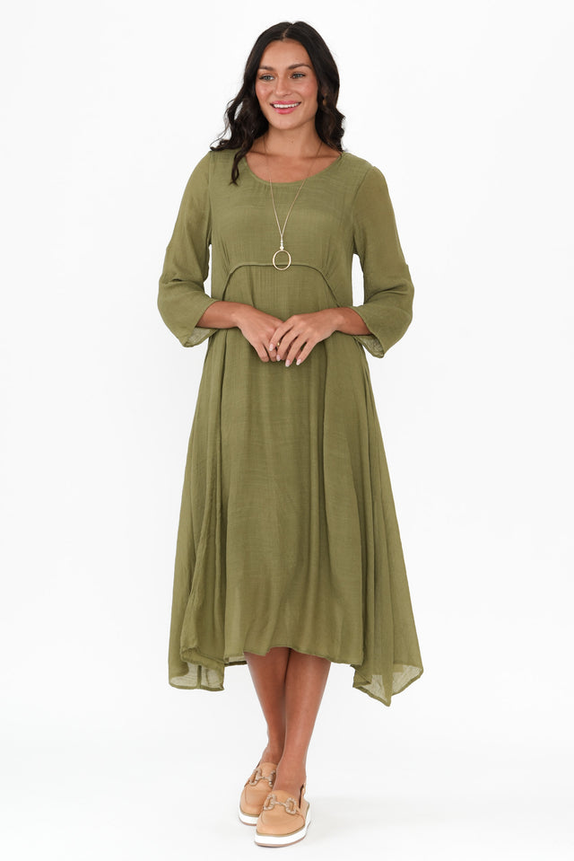 alt text|model:Brontie image 7