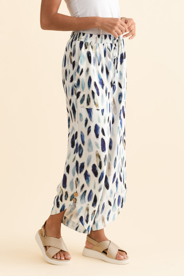 alt text|model:Brontie image 4