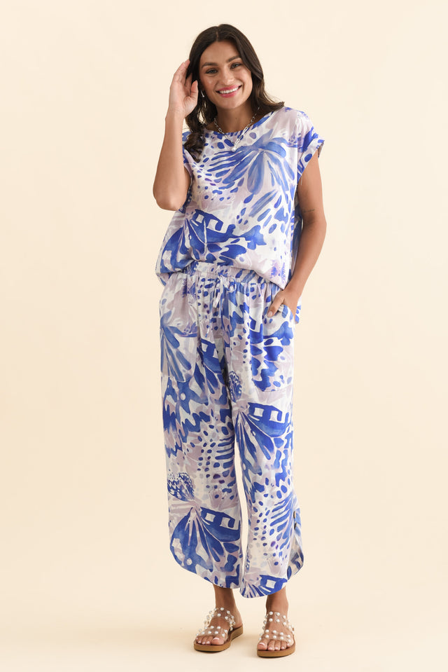 alt text|model:Brontie image 6