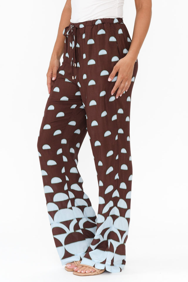 alt text|model:Mollie image 4