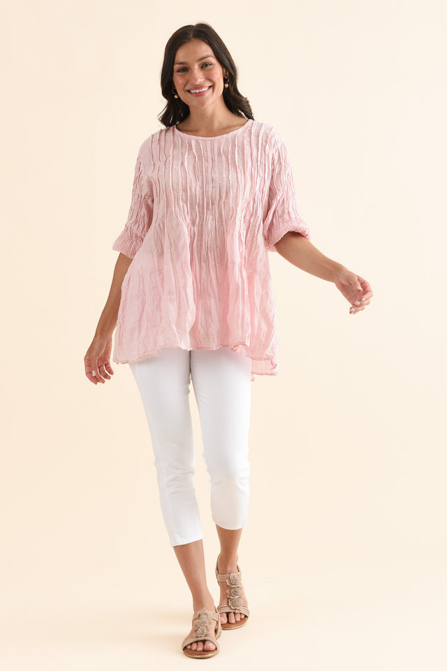 Selma Pink Crinkle Cotton Top,Full Body,Brunette model,alt text|model:Brontie