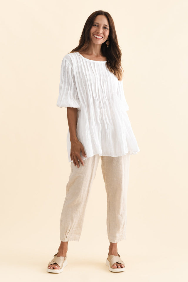 Selma White Crinkle Cotton Top,Brunette model,alt text|model:Cara image 9