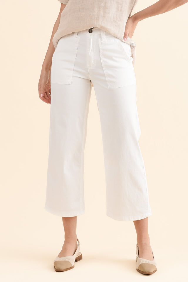 Sheridan White Cropped Jeans,Front,Brunette model,alt text|model:MJ image 1
