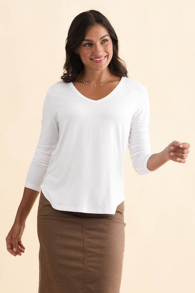Sia White Bamboo V Neck Top,Brunette model,alt text|model:Brontie