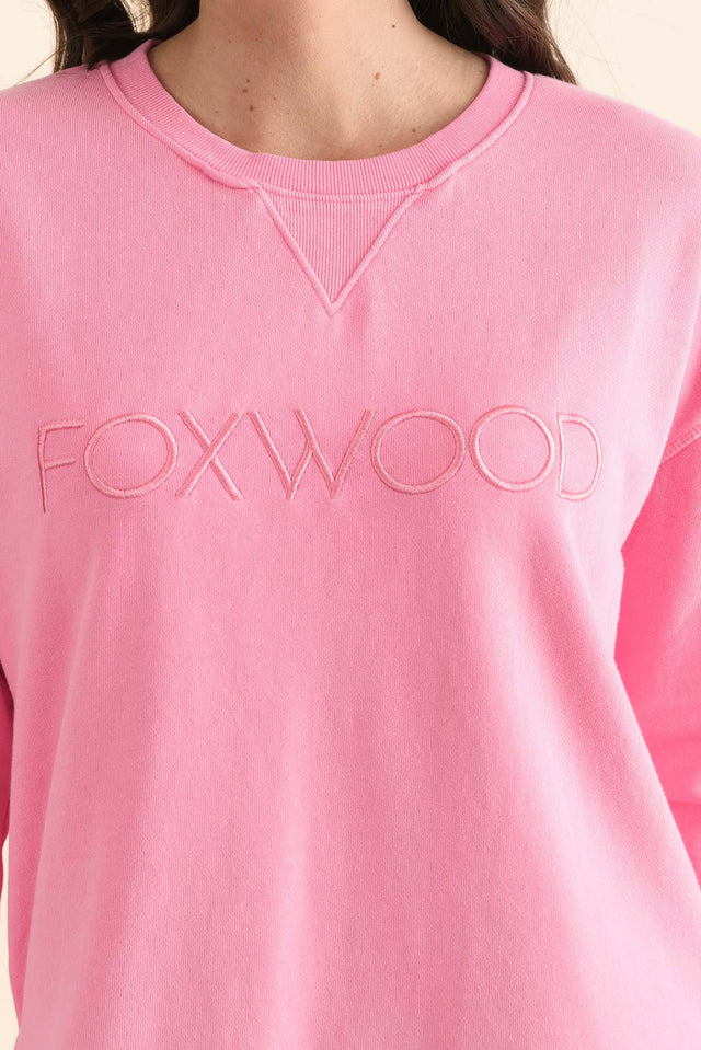 Simplified Candy Pink Cotton Crewneck Sweatshirt,Detail,Brunette model,alt text|model:MJ image 5