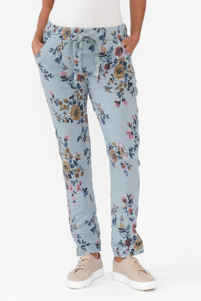 alt text|model:Brontie image 7