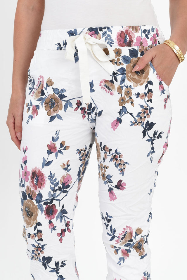 alt text|model:MJ image 7