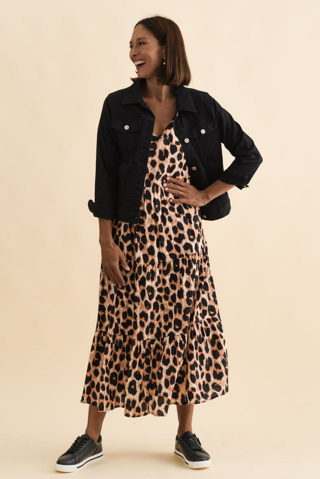 alt text|model:Cara image 6