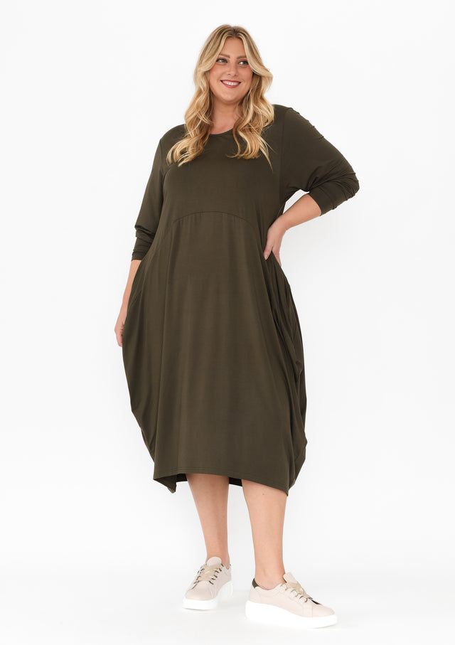 plus-size,curve-dresses,plus-size-sleeved-dresses,plus-size-midi-dresses,plus-size-bamboo-dresses,plus-size-winter-clothing,plus-size-work-edit,alt text|model:Caitlin image 8