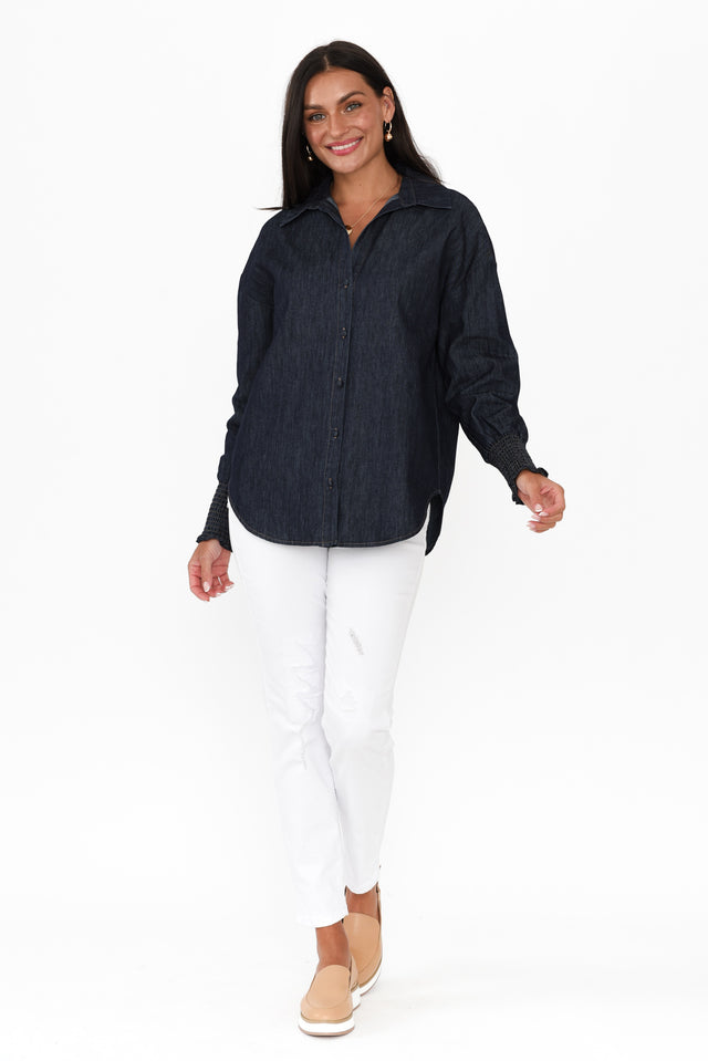 alt text|model:Brontie image 3