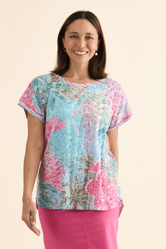 Sorelle Pink Paradise Cotton Blend Tee,brunette model,Front of Outfit,alt text|model:Cara image 1