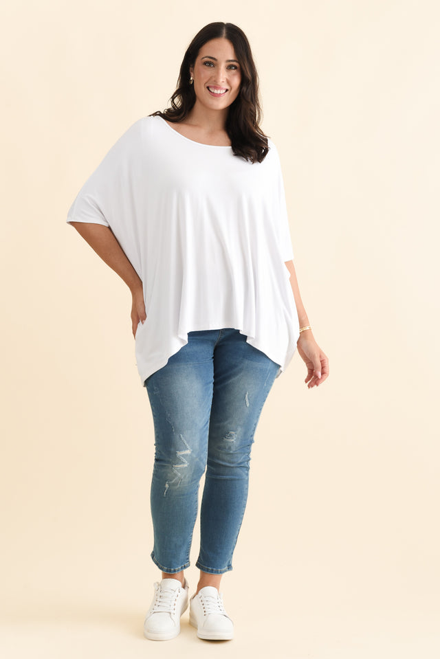 alt text|model: Emilia image 7