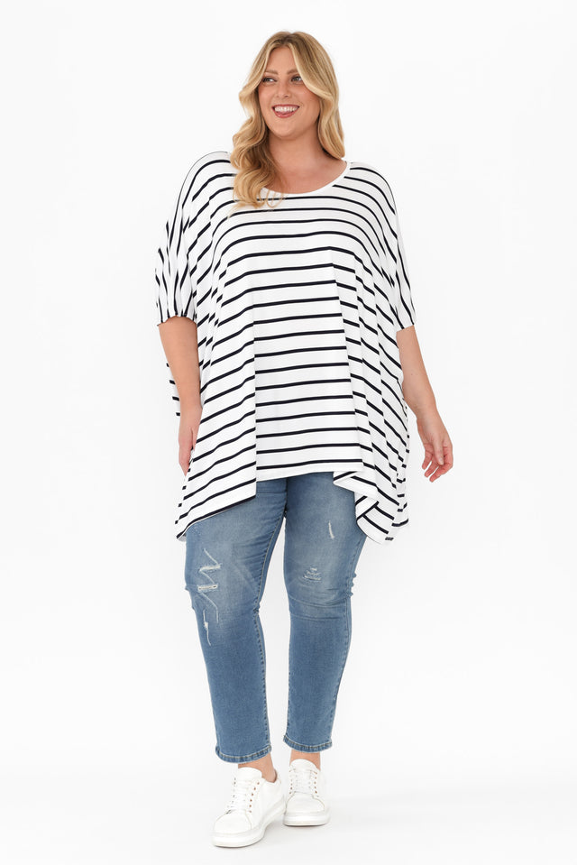 Sorronda White Stripe Bamboo Batwing Top,Blonde model,alt text|model:Caitlin image 15