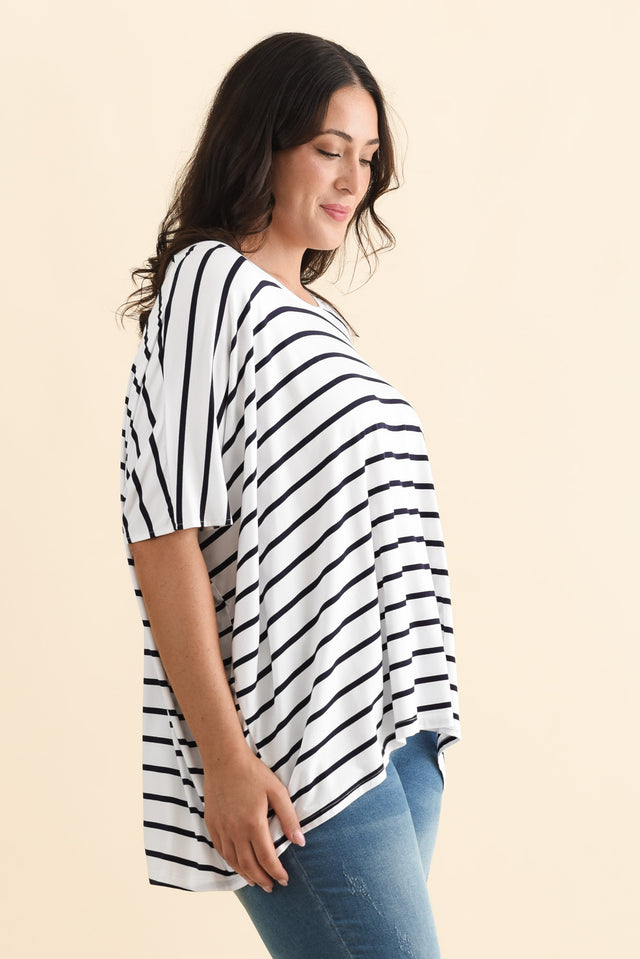 Sorronda White Stripe Bamboo Batwing Top,Brunette model,alt text|model:Emilia image 12