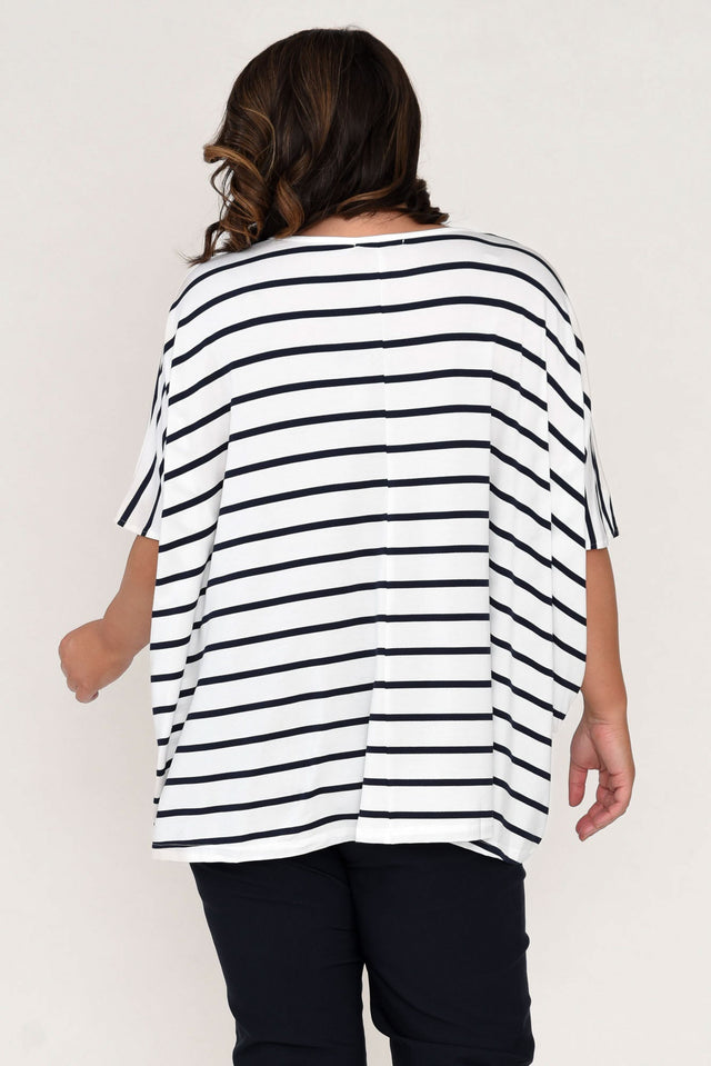 alt text|model:Stacey image 12