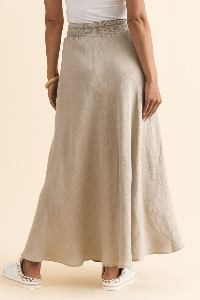 Sottana Beige Linen Maxi Skirt,Brunette model,alt text|model:Cara image 5