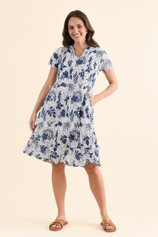 Stassi Blue Garden Crinkle Cotton Dress,Full Body,Brunette model,alt text|model:MJ image 6