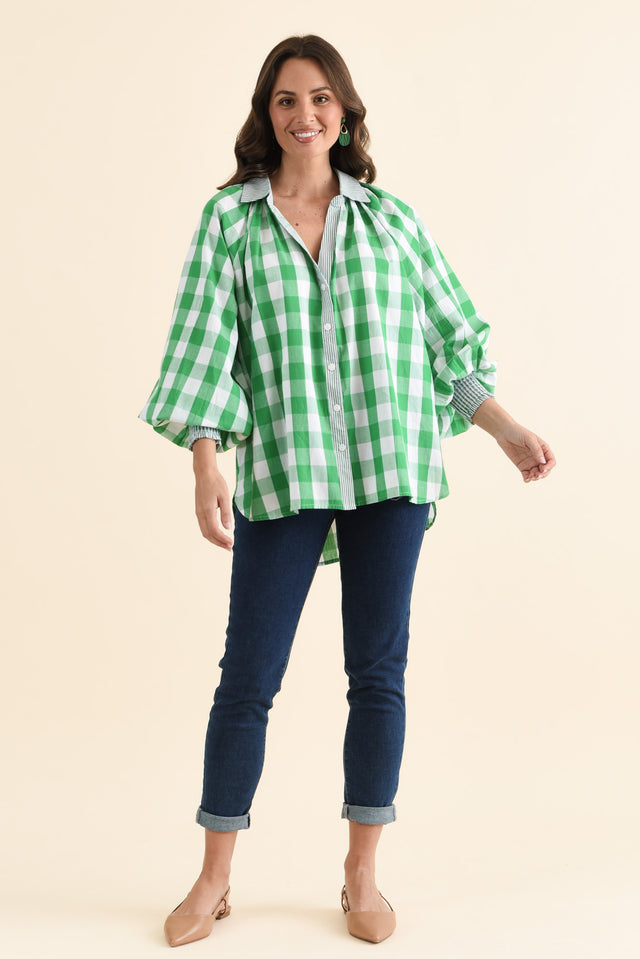 Stephens Green Check Cotton Shirt,brunette model,Full Outfit,alt text|model:MJ image 2