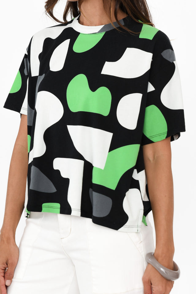 alt text|model:Cara image 6