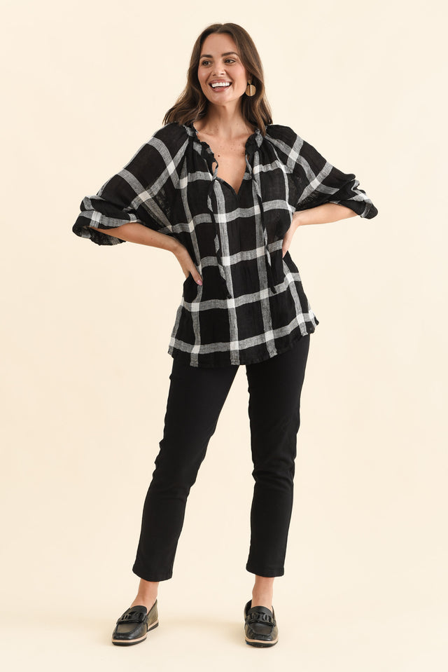 Sussana Black Check Linen Tie Top,Full Body,Brunette model,alt text|model:MJ image 6