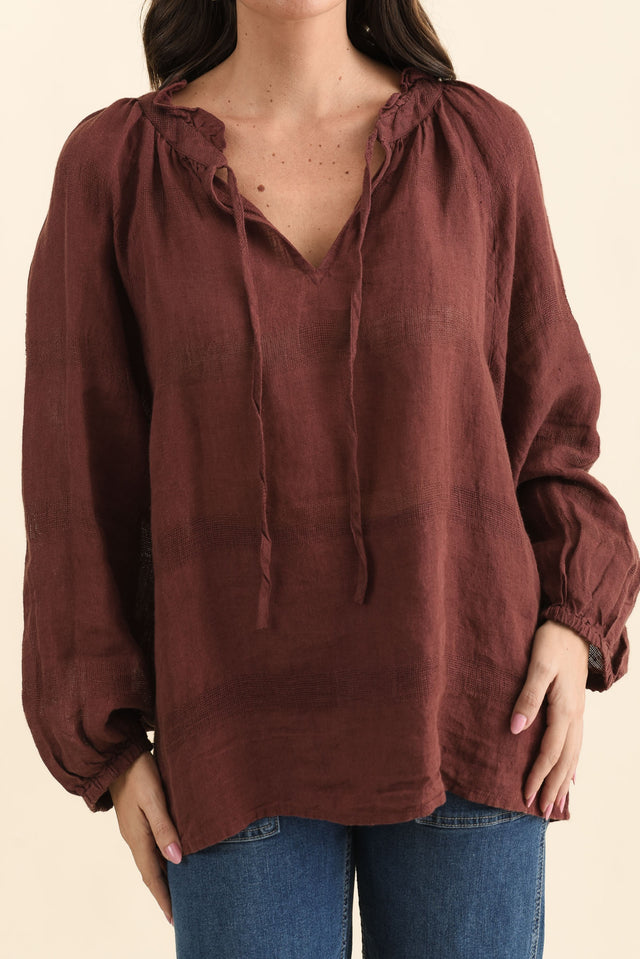 Sussana Burgundy Linen Tie Top,Detail,Brunette model,alt text|model:MJ image 6