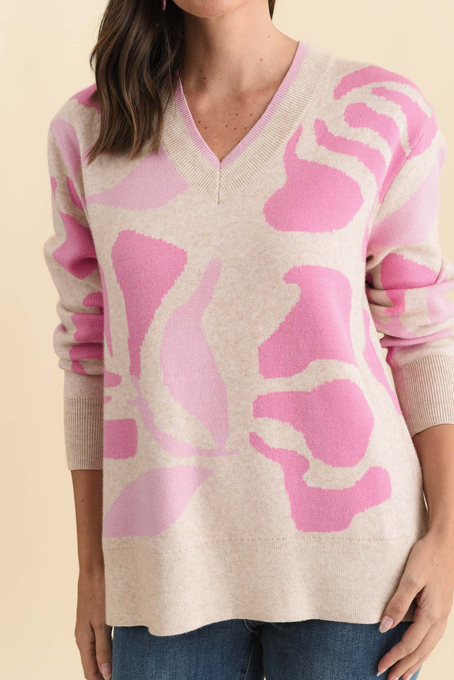 Swan Pink Flower Knit Jumper,Brunette model,alt text|model:MJ image 6