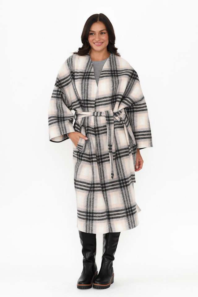 alt text|model:Brontie image 3