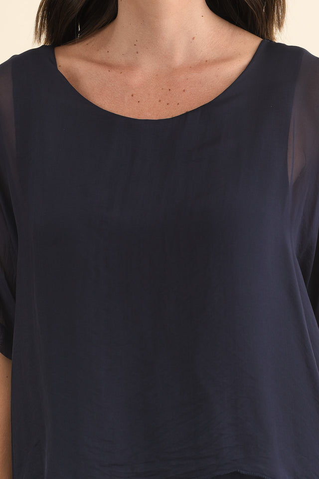 alt text|model:MJ image 14