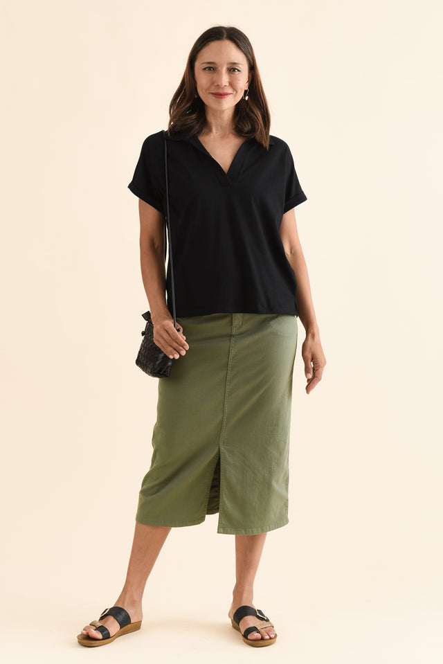 Talli Black Cotton Collared Tee,Full Body,Brunette model,alt text|model:Cara