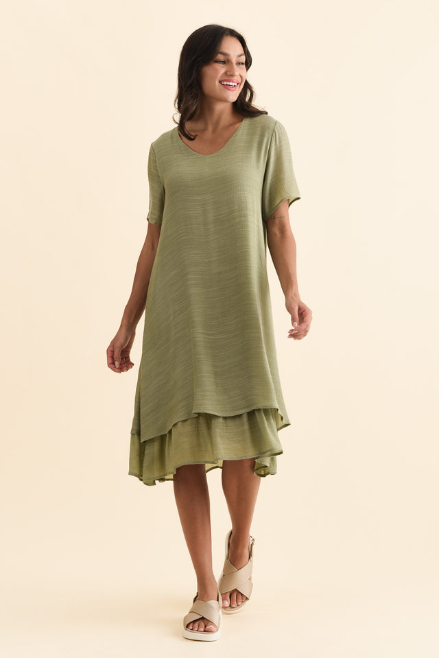 Talon Sage Layers Dress,Brunette model,alt text|model:Brontie image 3