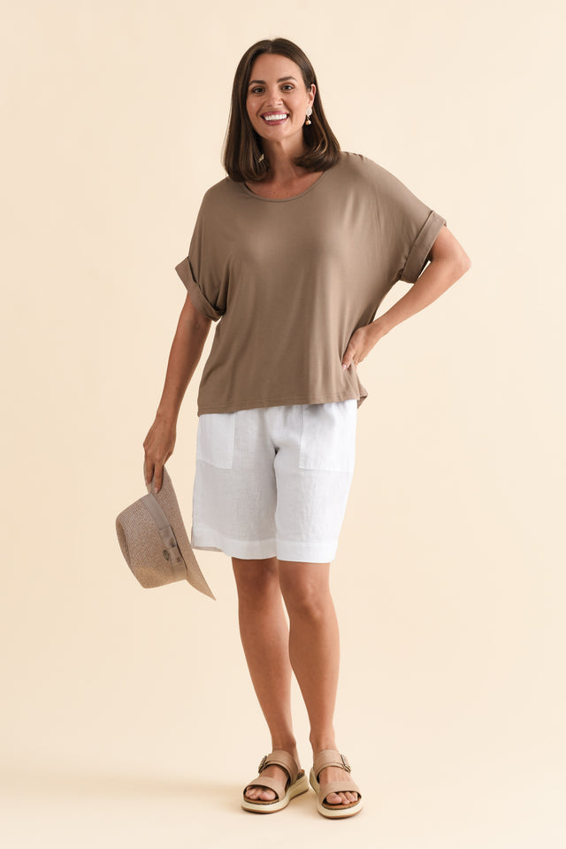 alt text|model:MJ image 3