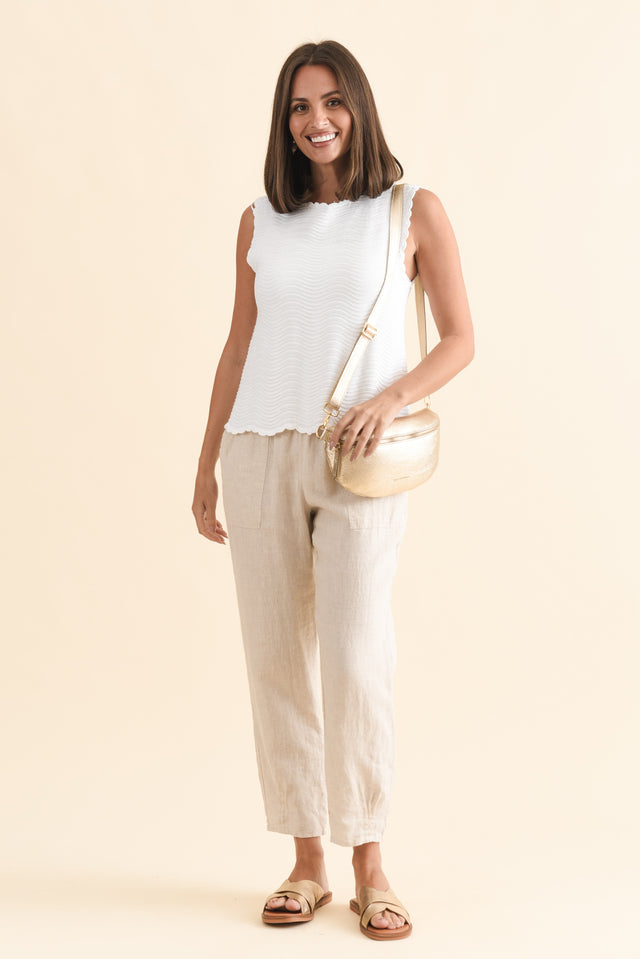 alt text|model:MJ image 4