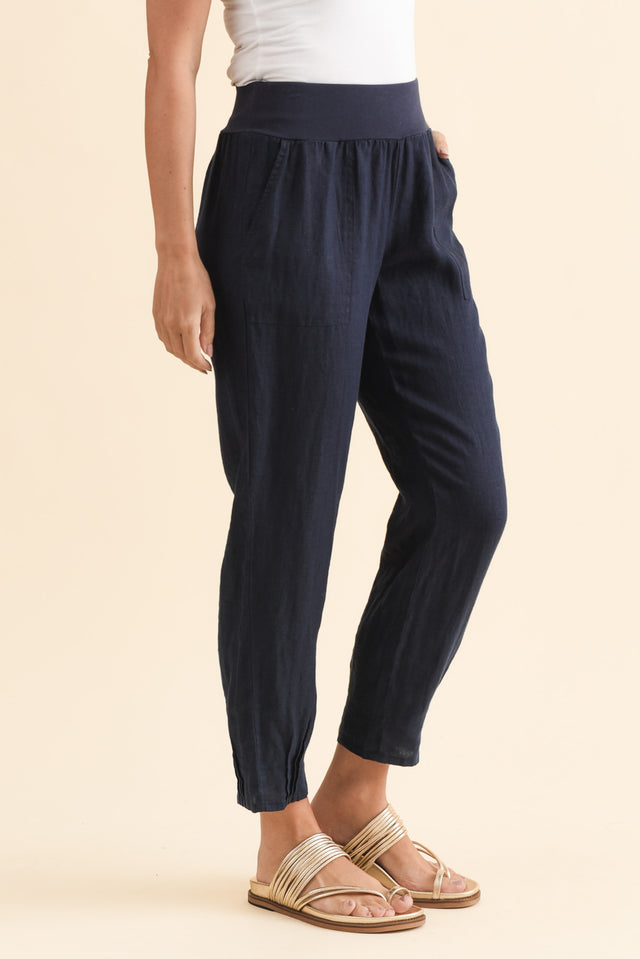 alt text|model:MJ image 3