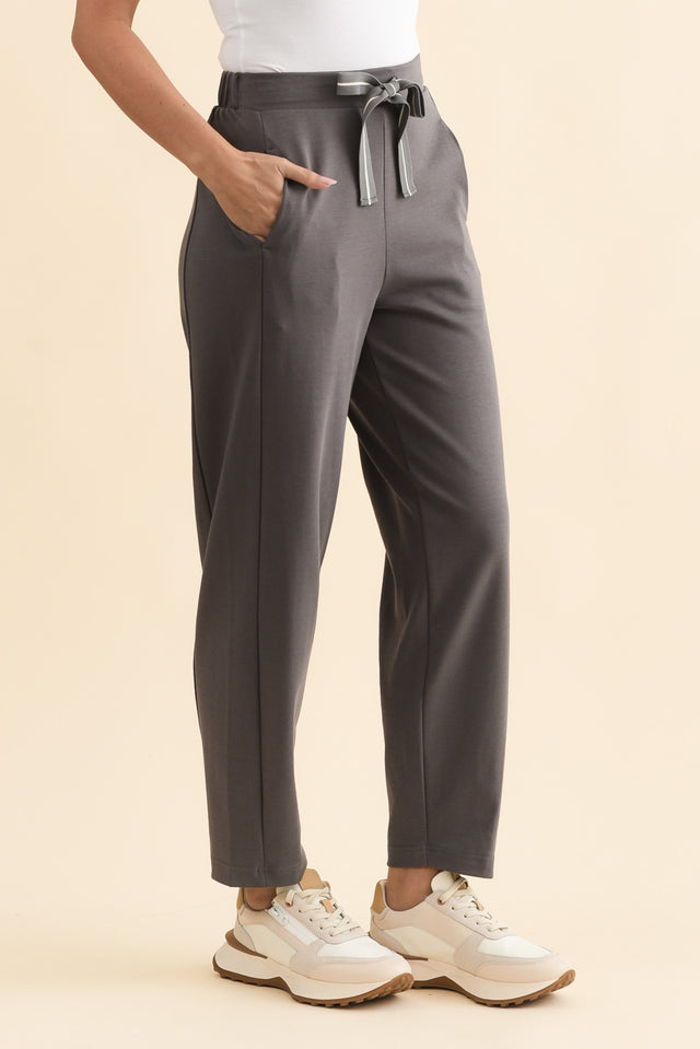 Tenille Grey Cotton Barrel Pants,Brunette model,alt text|model:MJ image 4